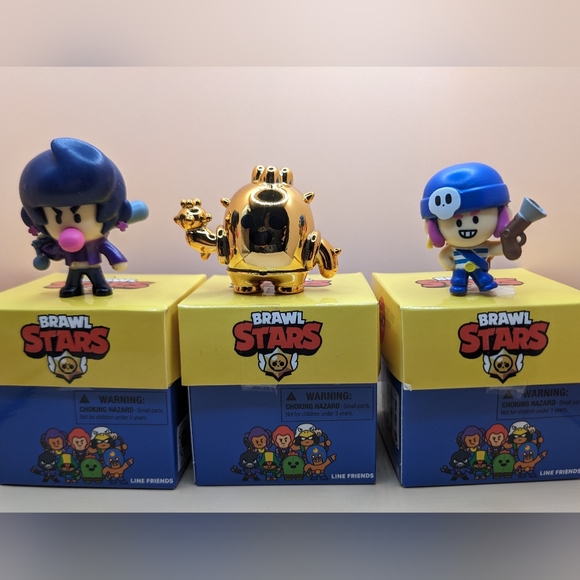 Brawl Stars Bundle with key chain shown + 2 blind minifigurine boxes (random) - Picture 3 of 8